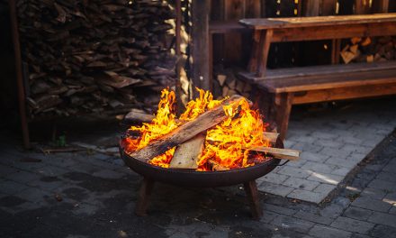 Verbrennungen durch flüssige Brandbeschleuniger