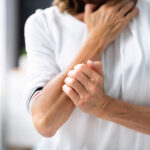 Rätselhafter Juckreiz? Es könnte Prurigo nodularis sein