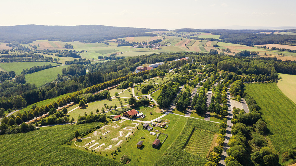 Kurpark beim Sibyllenbad - Georg Neumann Robotics Kurpark beim Sibyllenbad - Georg Neumann Robotics