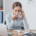 Krank zur Arbeit – warum wir Beschwerden oft ignorieren